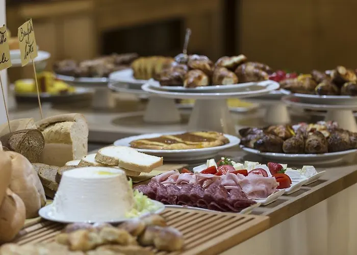 מלון Boemia ריצ'יונה