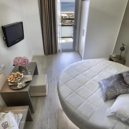Hotel Boemia 4*
